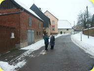 14. Januar 2009. Winter in Hemsdorf. Rechts Maria Schwarzkopf.