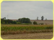 Am Bachlauf der Schrote, in Höhe des Steinbruchs sieht man noch die Maschinnen bei der Pflege des Schrotegrabens.