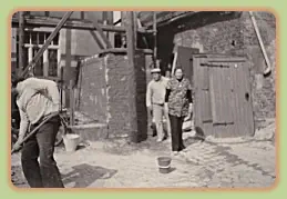 Umbau und Fassadenerneuerung um 1970 durch Familie Rodenbeck. 